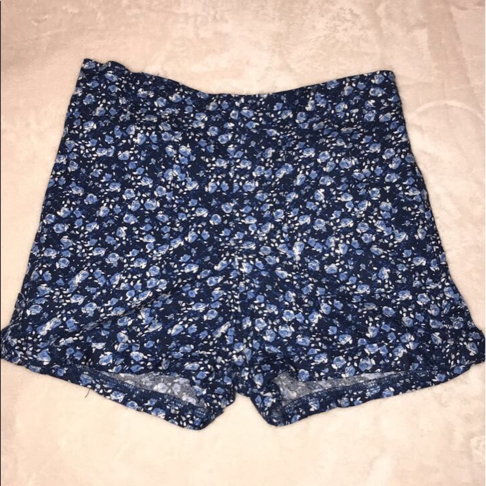 high waisted blue floral shorts